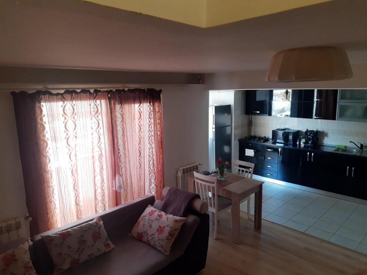 Apartament 3 Camere Ramnicu Valcea Bagian luar foto